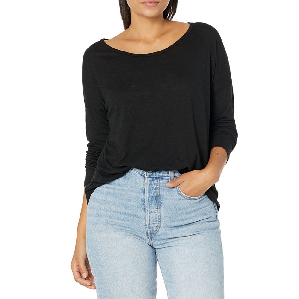 Splendid Long Sleeve Crew Neck Tee in Black Size Medium NWT